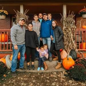 Meet your Posher, Pat